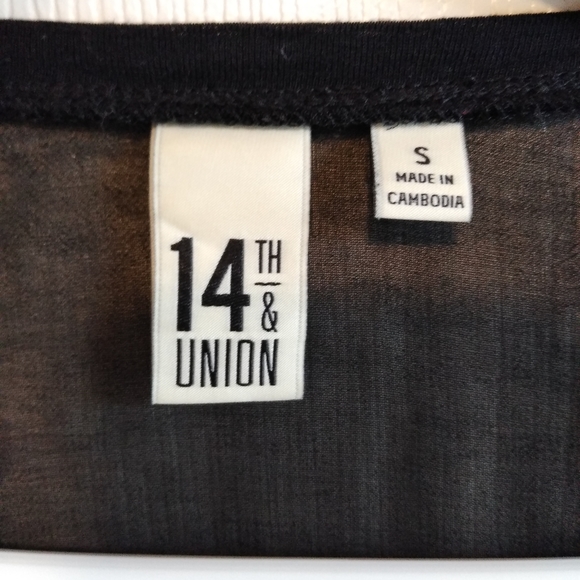 [14th & Union] Sheer Panel Tank - - Picture 5 of 8